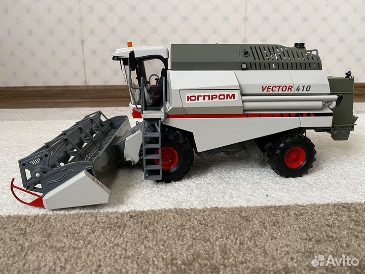Модель комбайн ростсельмаш Vector 410