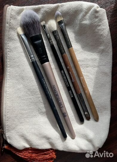 Кисти для макияжа