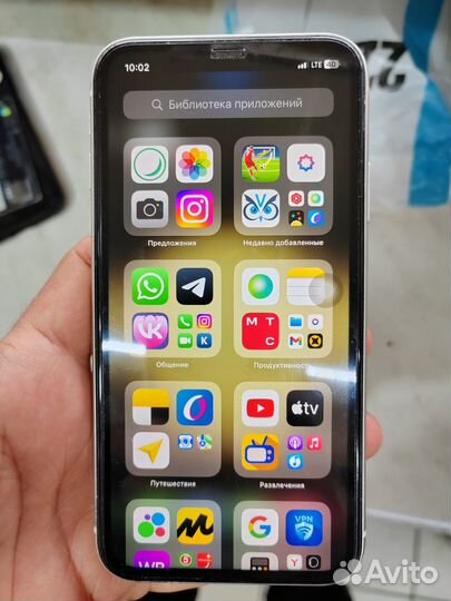 iPhone 11, 64 ГБ