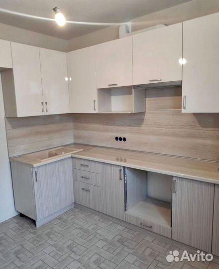 Угловая кухня гарантия 60 месяцев