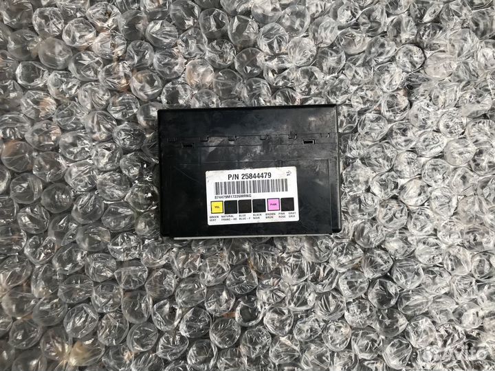 Блок всм Chevrolet Tahoe 06-14