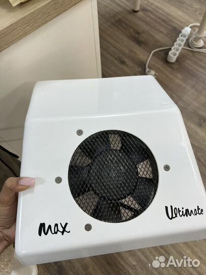 Вытяжка для маникюра и педикюра max