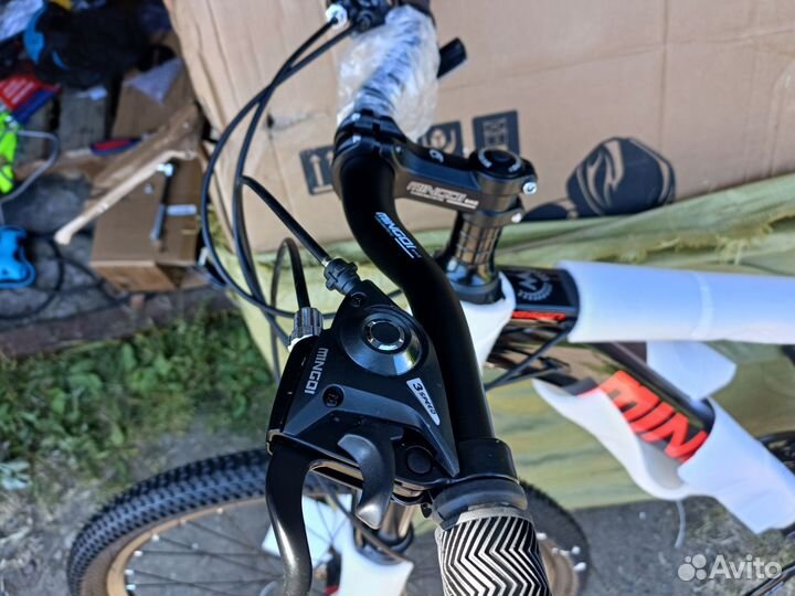 Велосипед горный колеса 26 дюймов 21 скорость