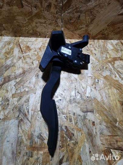 Педаль газа электронная opel meriva A Z16XEP ркпп