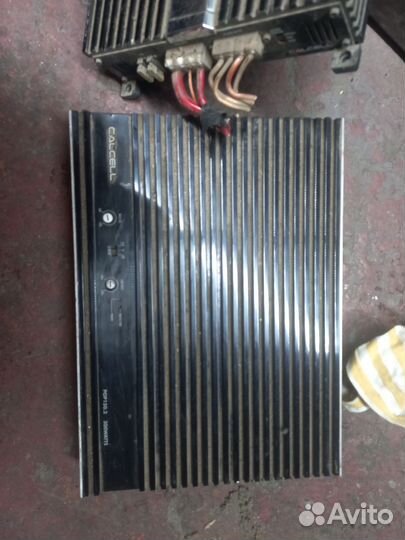 Акустика в автомобиль