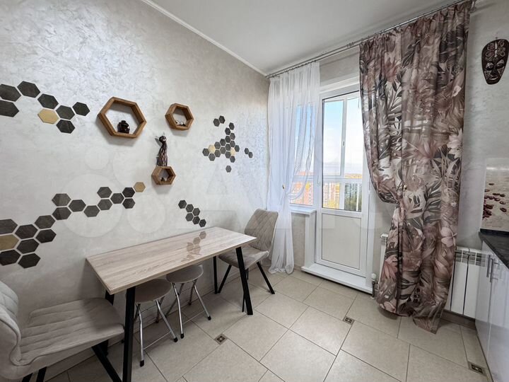 1-к. квартира, 40 м², 13/16 эт.