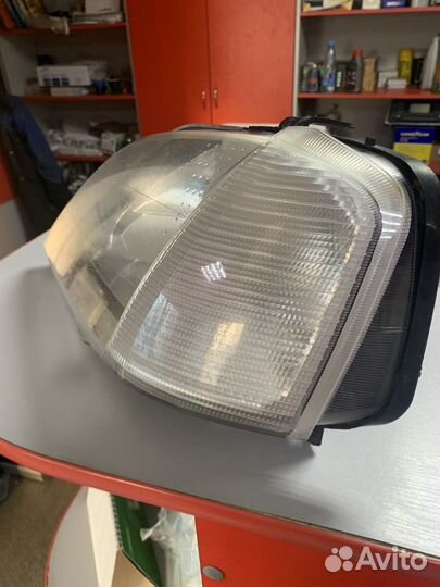 Фара левая на renault logan 1