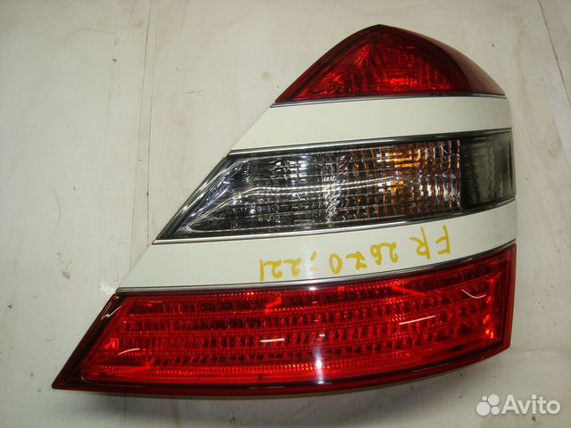 Фонарь задний правый W221 A2218200264