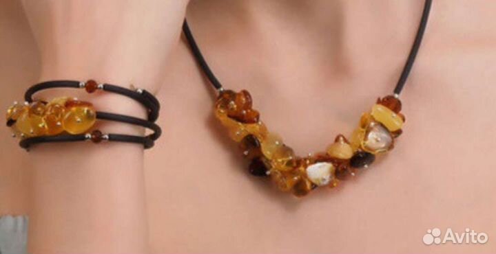 Бусы янтарь