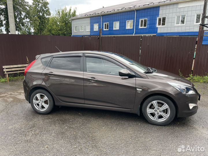 Hyundai Solaris 1.6 AT, 2015, 174 500 км