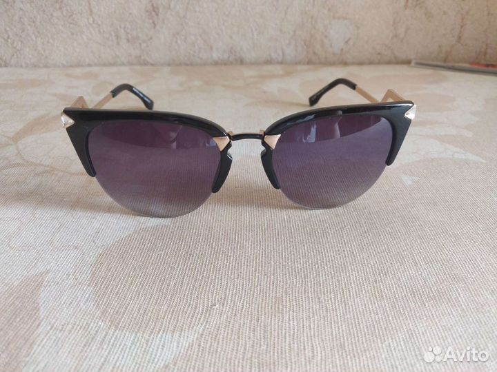 Солнцезащитные очки