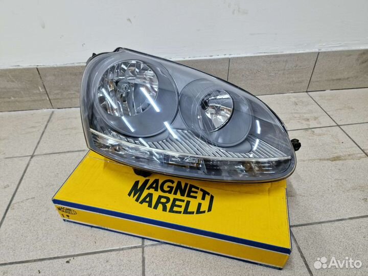 Передняя левая фара Volkswagen Golf 5 (Новая)