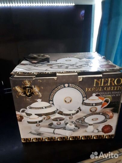 Столовый сервиз новый