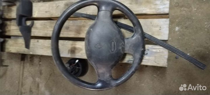 Руль Renault Logan до 2009 год