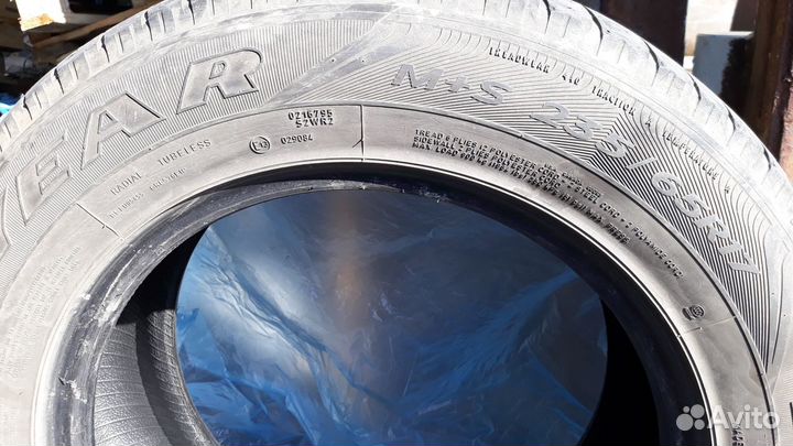 Goodyear Wrangler Ultra Grip 235/65 R17 108W