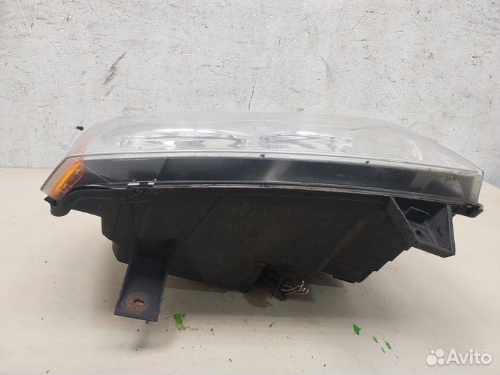 Фара (передняя) Jeep Grand Cherokee, 2006