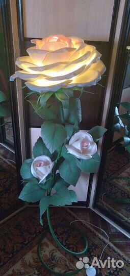 Роза торшер