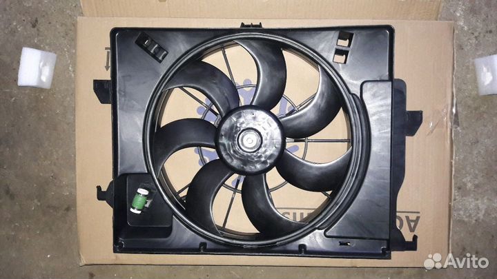 Диффузор радиатора в сборе Hyundai Kia