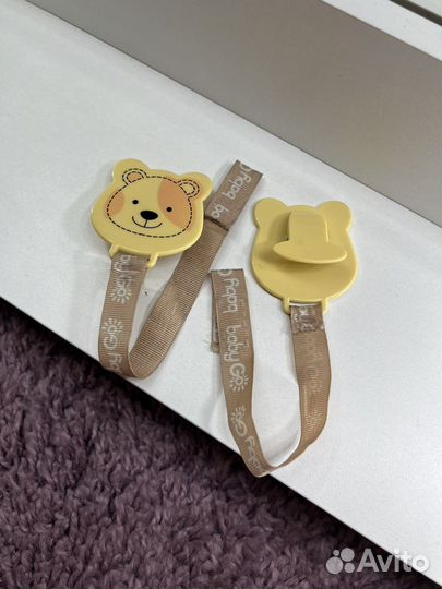 Прищепки для пустышек