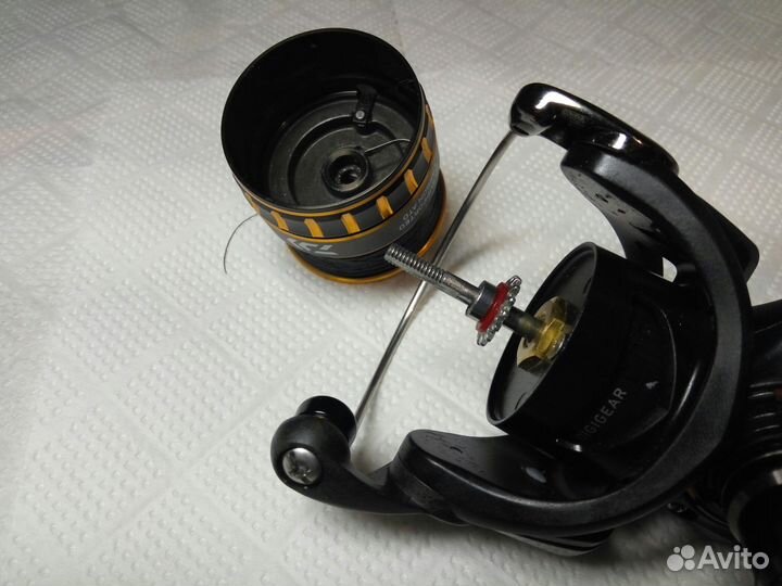 Новая Daiwa Black Gold (BG USA), размер 2000