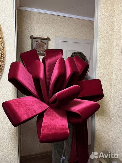 Роскошный бант на автомобиль, в аренду