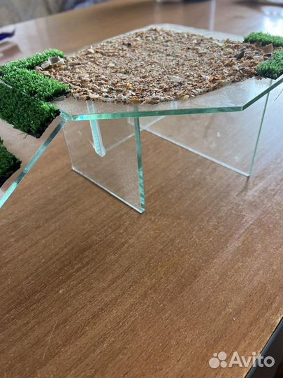 Горка для черепахи