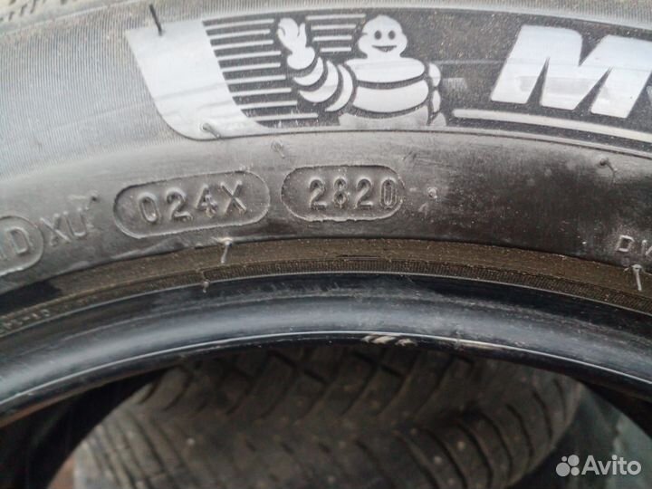 Michelin X-Ice North 4 245/50 R18 100H
