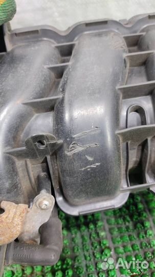 Коллектор впускной Opel Corsa D 2011