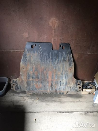 Защита двигателя Honda Accord 7