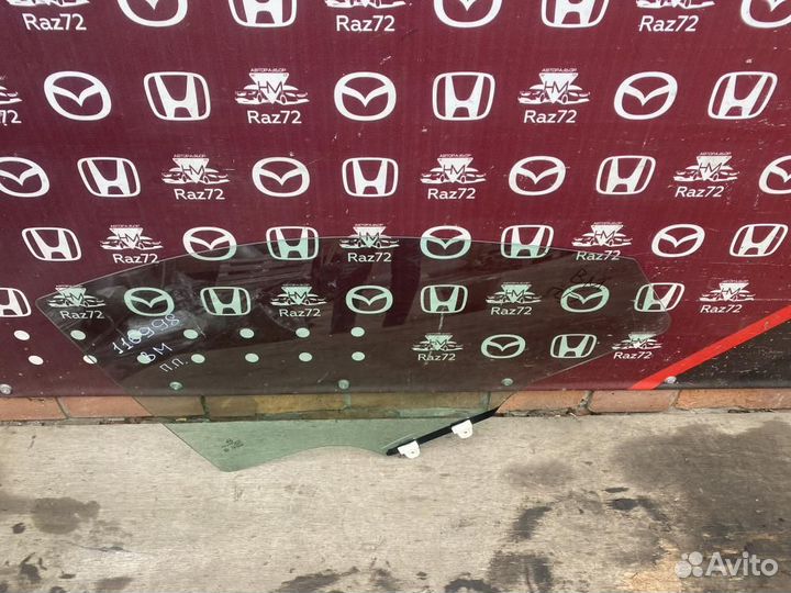 Стекло двери передней правой Mazda Mazda 3 BM 2013