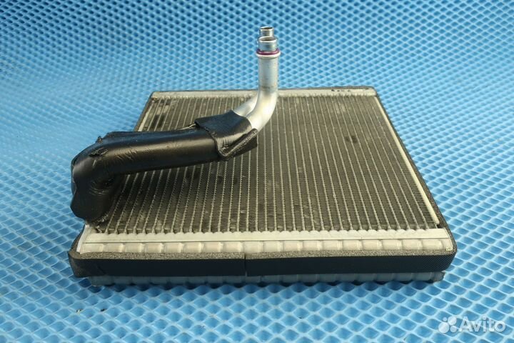 Испаритель кондиционера VW Golf 7