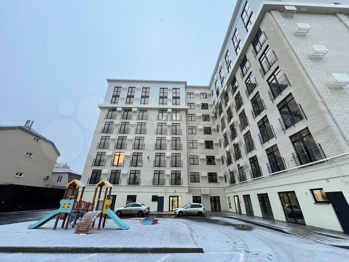 4-к. квартира, 132 м², 3/8 эт.