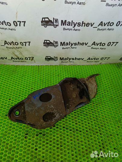 Подушка МКПП всборе с кронштейном Daewoo nexia