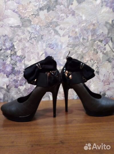 Продам ботильоны