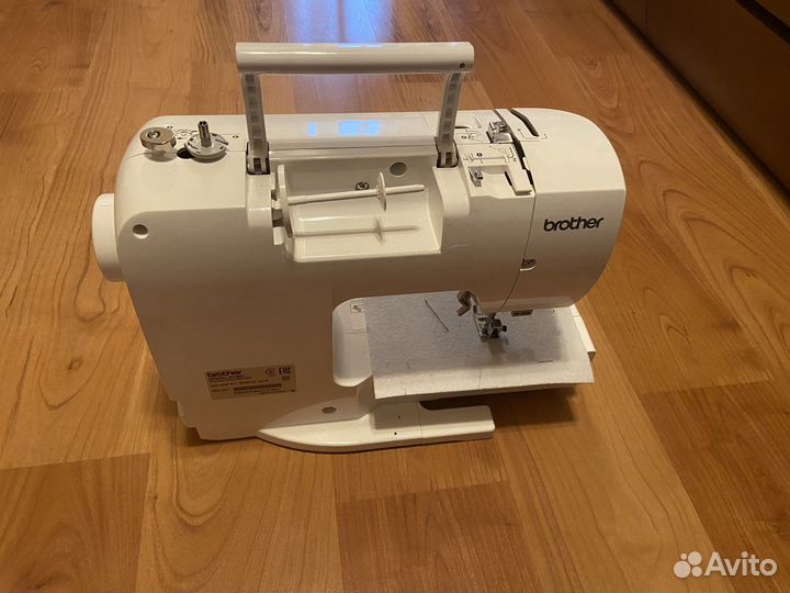 Швейная машина Brother Innov-Is 950