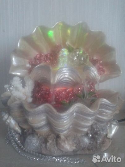 Фонтан настольный с цвет.подсветкой; ракушк,жемчуг