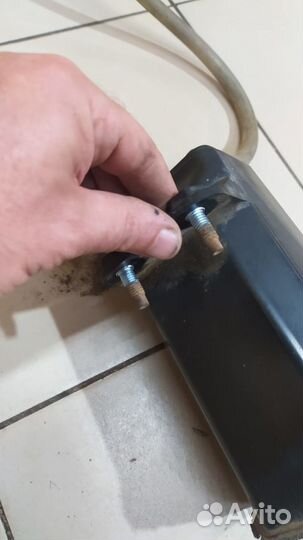 Абсорбер (фильтр угольный) Renault Logan 1