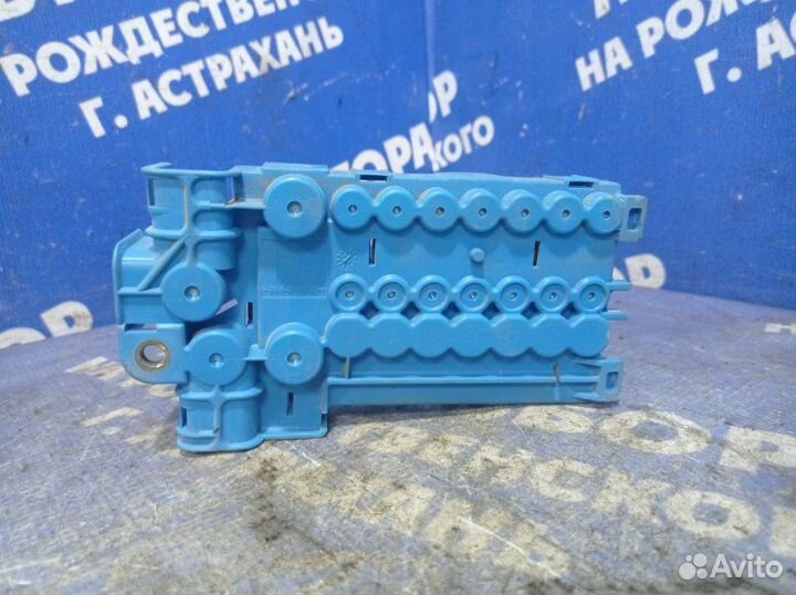 Блок предохранителей Bmw E53 кроссовер 2005