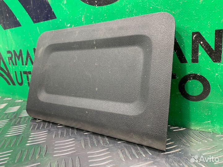 Обшивка багажника правая Skoda Rapid 1 2012