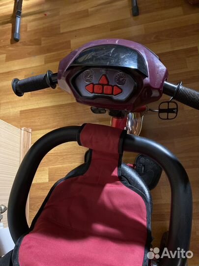 Трехколесный велосипед