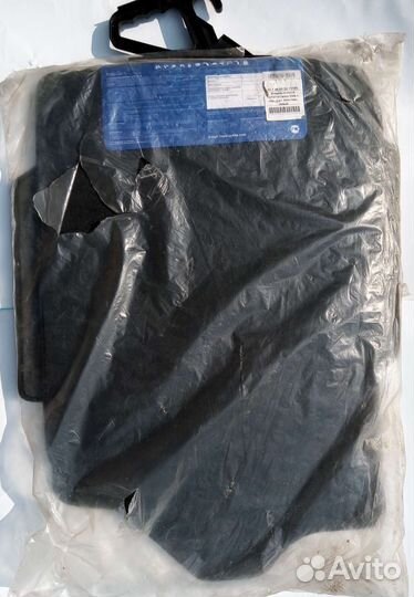 Автомобильные коврики на Toyota Camry Kia Cerato