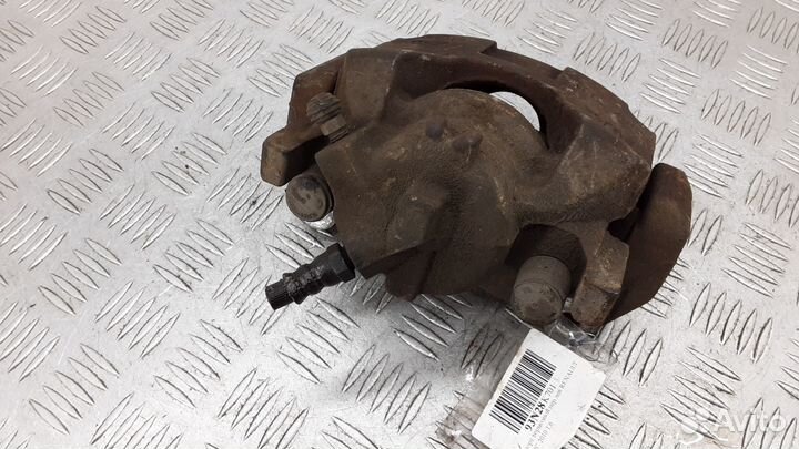 Суппорт передний левый Renault Scenic 3 2010