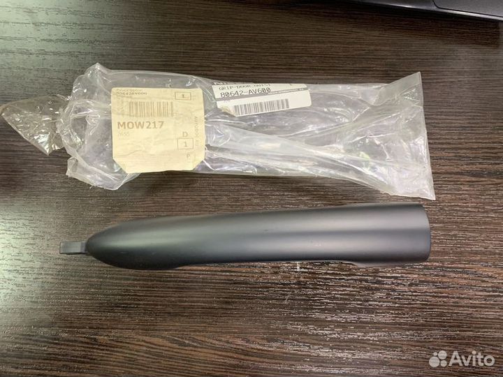 Ручка двери наружная Nissan Primera