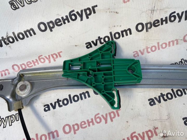 Стеклоподъемник задний правый Geely Emgrand