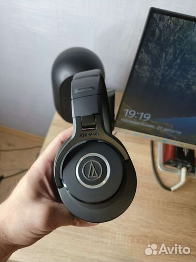 Студийные наушники Audio-Technica ATH-M40X Новые
