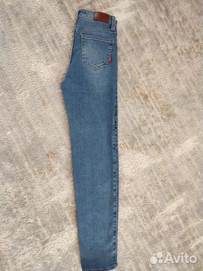 Джинсы для девочек рост 146 на 10-11 лет
