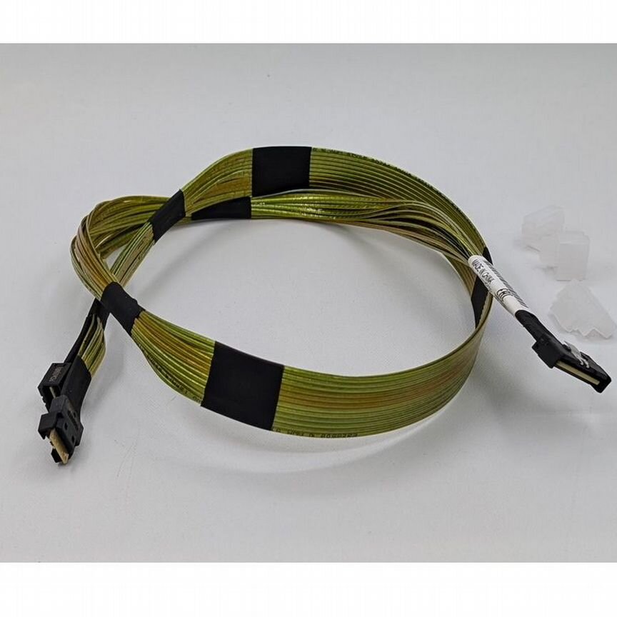 [02YE551] Кабель Lenovo, 920mm, Pcie