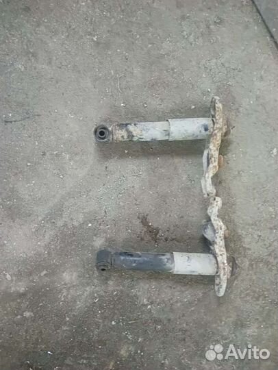 Амортизаторы передние Transporter T4