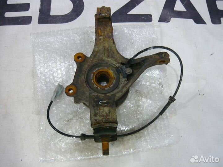 Кулак поворотный передний правый Peugeot Partner