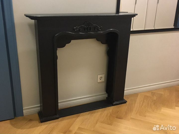 Деревянный каминный портал